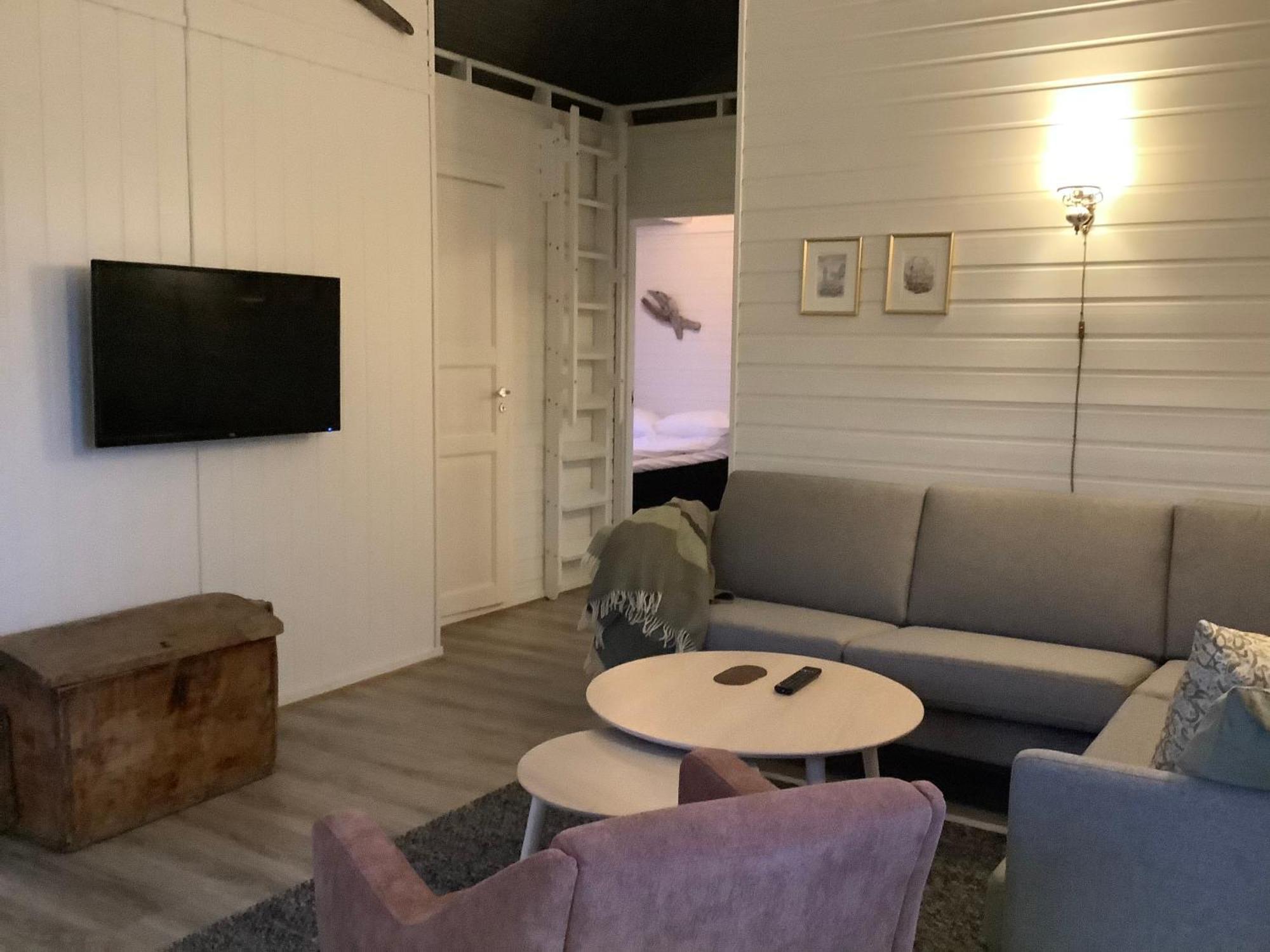 Holiday home Ytterviks Rorbu